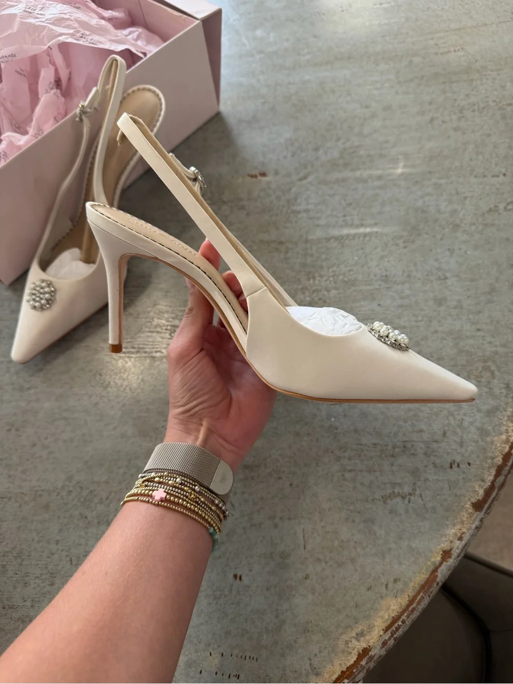 NWT cinq a sept Claire Crystal Brooch Satin Pointed Slingback w/ Pearl Cluster